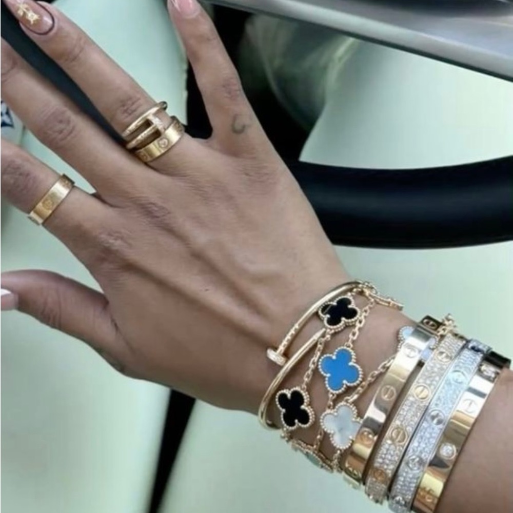 Kathy Blu Stone Bracelet